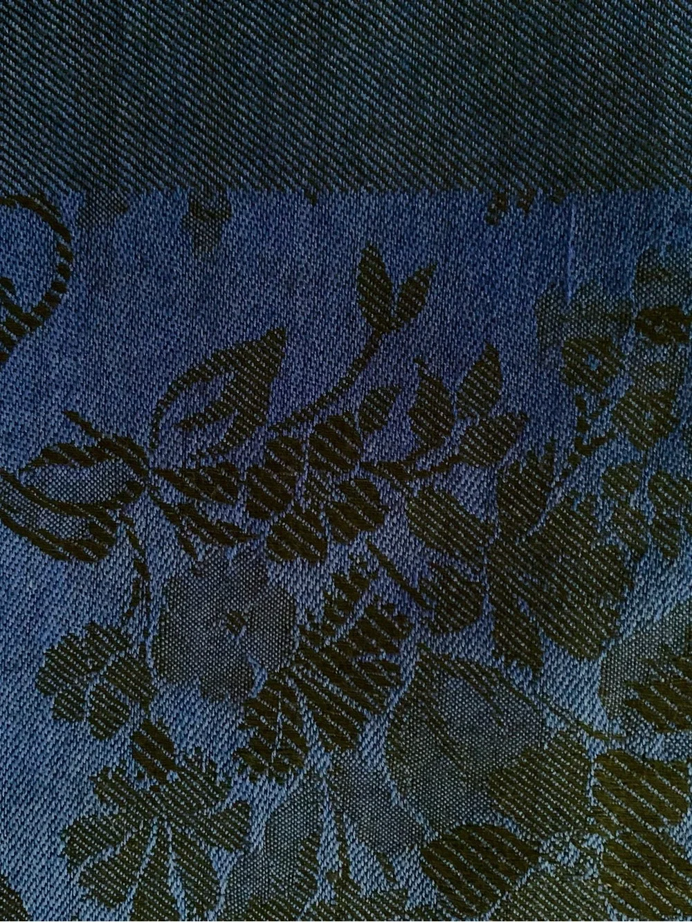 GUCCI WRAP SCARF WOOL SILK ROYAL BLUE 60” SQUARE